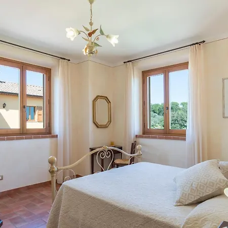 Villa Poderina Dei Poggi 16 *