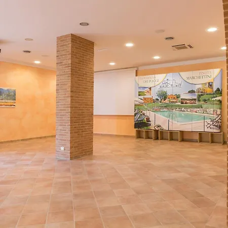 Poderina Dei Poggi 16, Emma * Castiglione del Lago