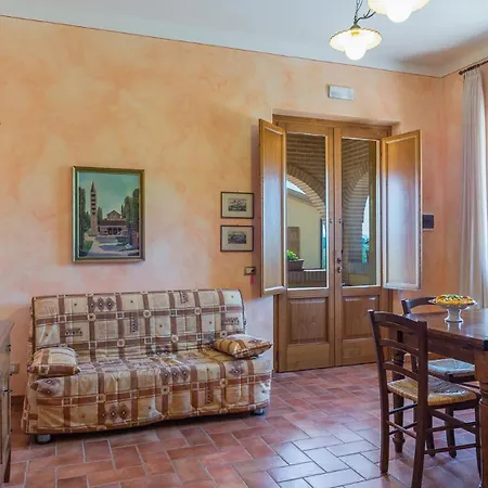 Villa Poderina Dei Poggi 16, Emma