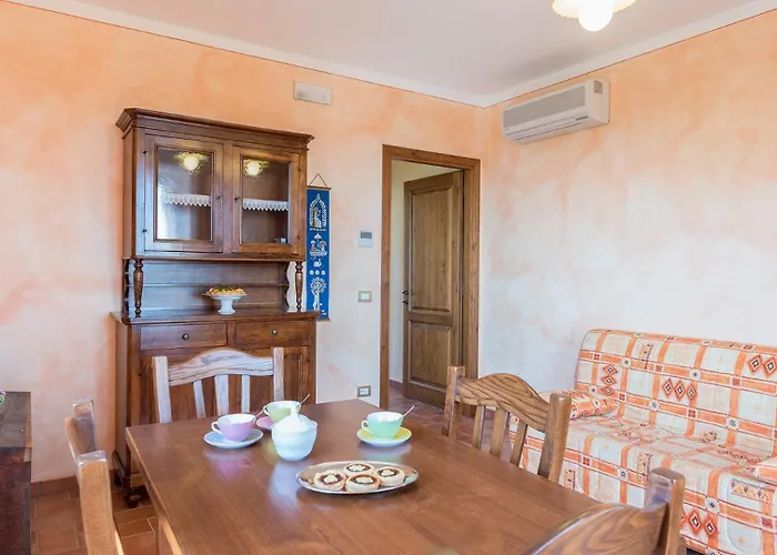 Villa Poderina Dei Poggi 16, Emma